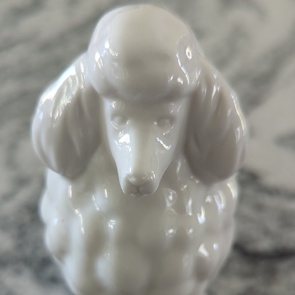 Charming White Poodle Figurine - Picture 6 of 6